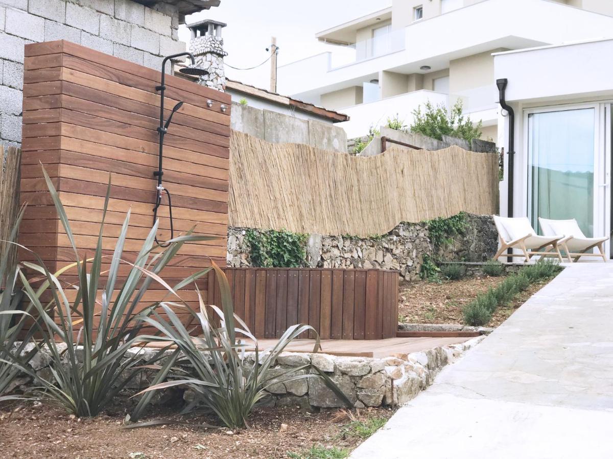 Luxury Family Beach Front Villa - Sunday Beach House Slatine Exteriér fotografie